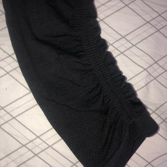 Lululemon scrunched compression - Picture 4 of 11